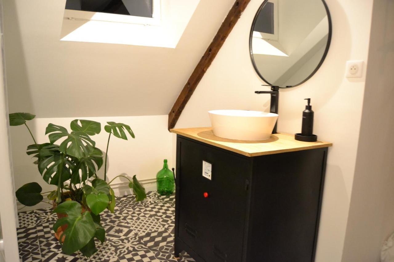 Artefact Bed & Breakfast ล็องบาล ภายนอก รูปภาพ