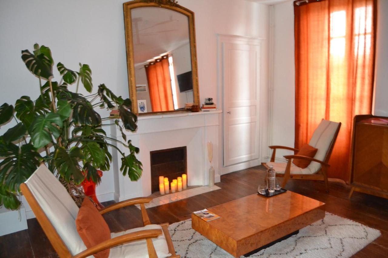 Artefact Bed & Breakfast ล็องบาล ภายนอก รูปภาพ